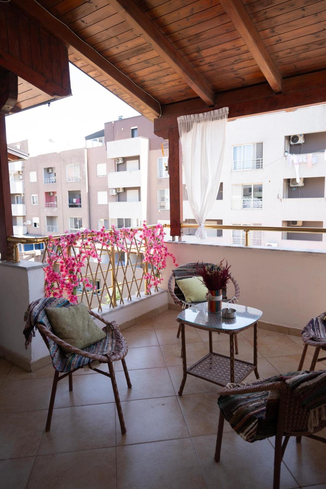 Hoxha Veranda Apartamento Durrës