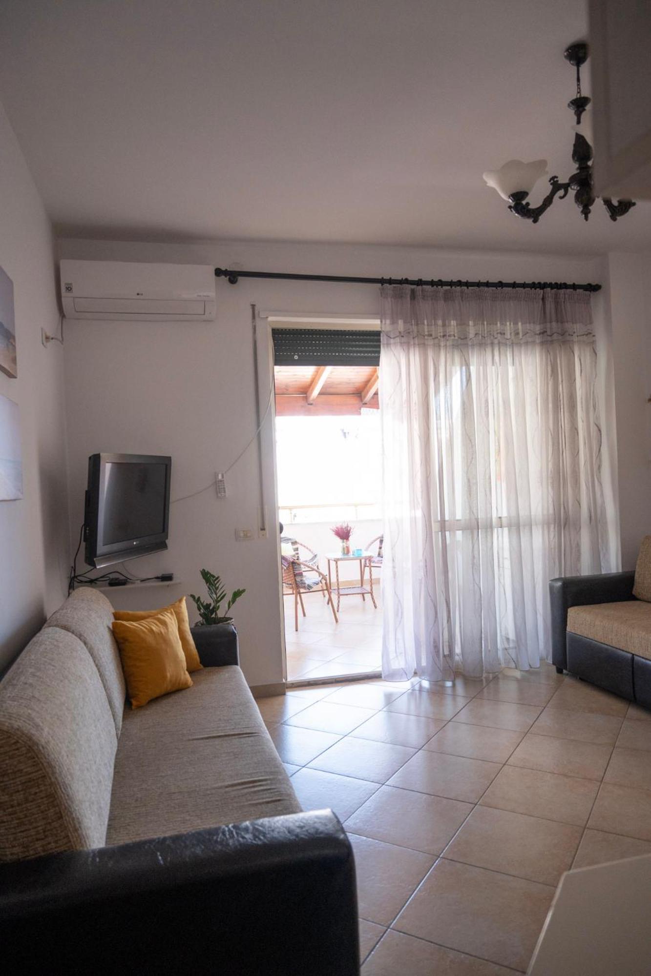 Apartment Hoxha Veranda Durrës
